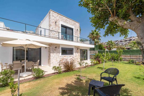 Bodrum Gumusluk 4+1 Villa with Private Pool