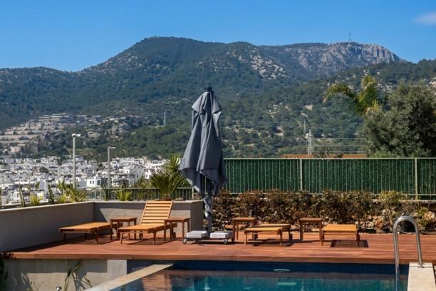 Bodrum Konacik 6+1 Villa with Private Pool for Rent