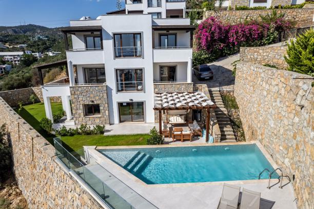 4+1 Villa with Private Pool and Sea View in Bodrum Center