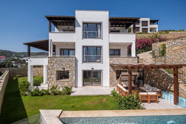 4+1 Villa with Private Pool and Sea View in Bodrum Center