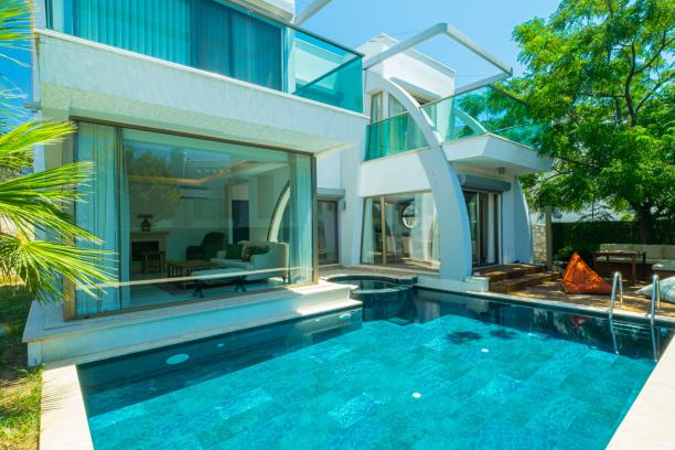 Bodrum Konacik centrally located detached 4+1 villa with private pool