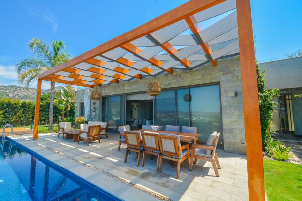 Bodrum Konacik 6+1 Villa with Private Pool for Rent