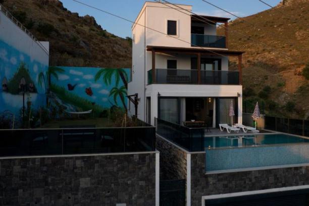 5+1 Villa with Sea View and Private Pool in Bodrum Kadıkalesi