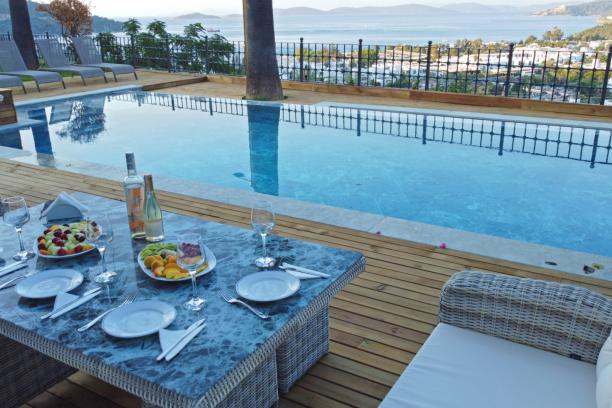 6+1 Villa with Sea View, Private Pool and Jacuzzi in Bodrum Torba