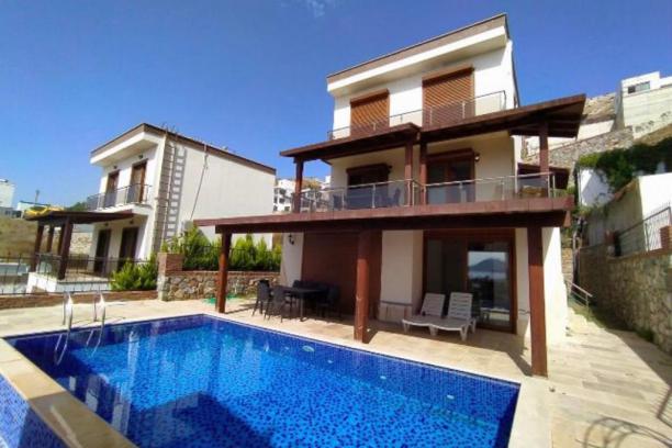 Sea View Villa with Private Pool in Kadıkalesi, Turgutreis, Bodrum