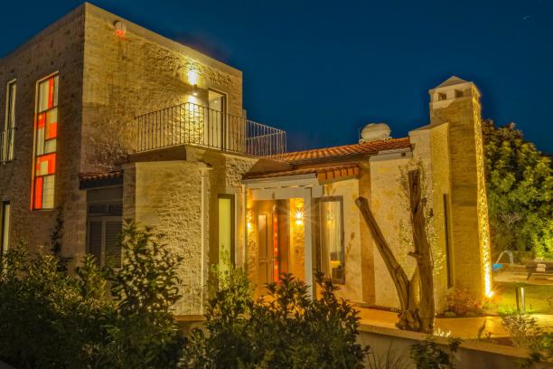 3+1 Villa with Private Pool in Bodrum Ortakent Yahşi