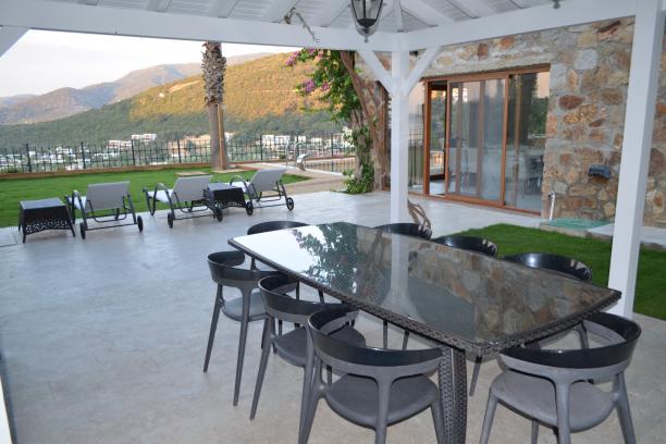 6+1 Villa with Sea View, Private Pool and Jacuzzi in Bodrum Torba