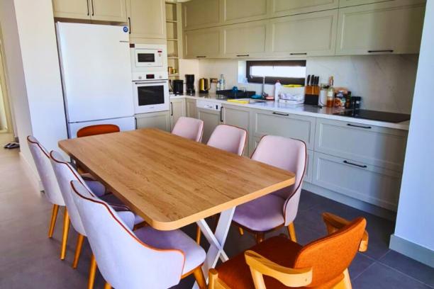 Central 4+1 Villa for Rent with Private Pool in Ortakent