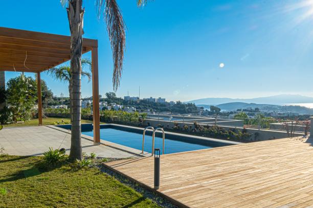 Bodrum Konacik 6+1 Villa with Private Pool for Rent