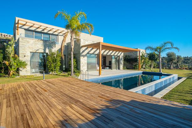 Bodrum Konacik 6+1 Villa with Private Pool for Rent