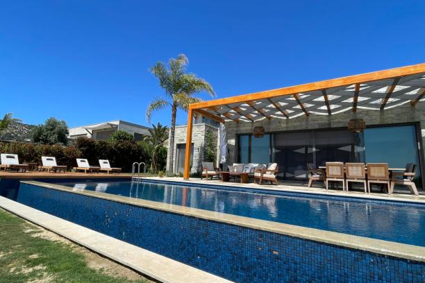 Bodrum Konacik 6+1 Villa with Private Pool for Rent