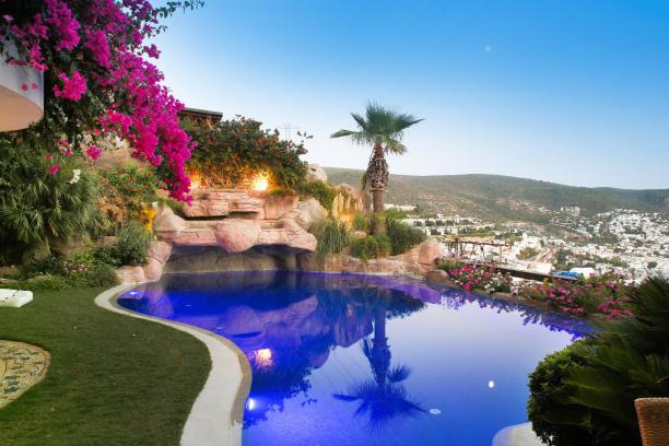 Bodrum Center 3+1 Villa with Private Pool