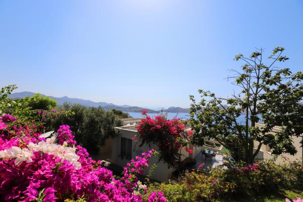 4+1 Villa for Rent with Sea View and Private Beach in Bodrum Yalıkavak