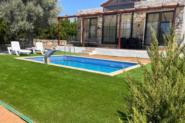 Stone House with Private Pool in Bodrum Yalıçiftlik