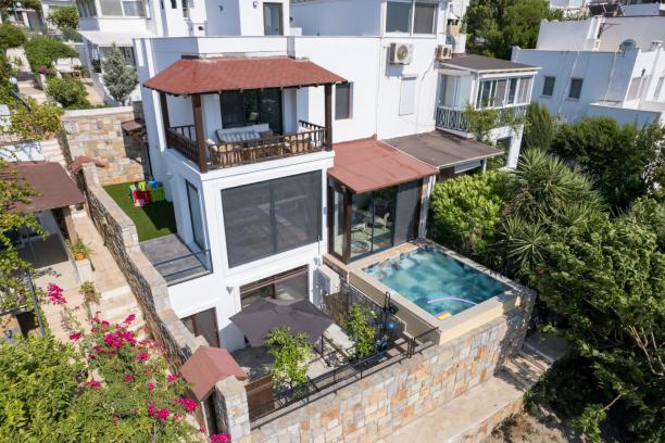 Villa for rent in Bodrum Bitez with private pool, heated pool option and sea view.