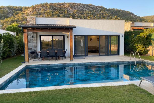 bodrum konacik private pool conservative detached 4+1 rental villa