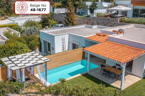 detached villa with private pool in bodrum torba