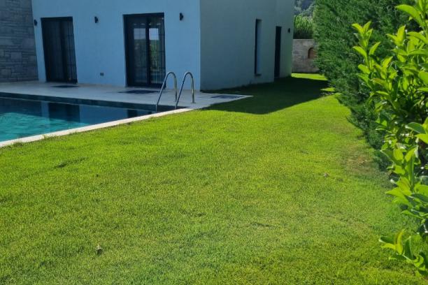 3+1 Villa with Private Pool and Detached Garden in Konacik