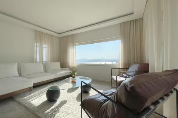Villa for rent in Bodrum Center with private pool and sea view.
