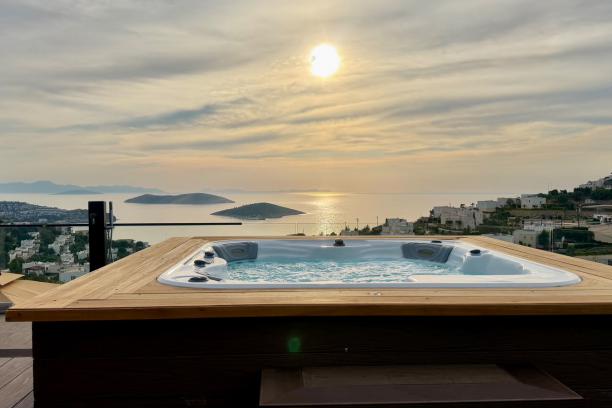 5+2 Luxury Villa with Private Pool and Unblocked Sea View in Yalikavak