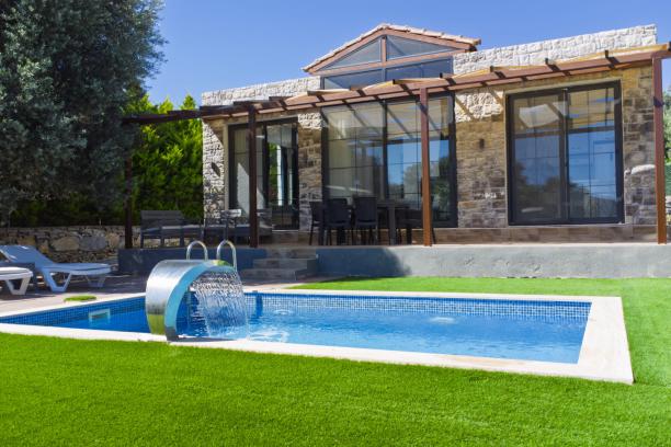 Stone House with Private Pool in Bodrum Yalıçiftlik