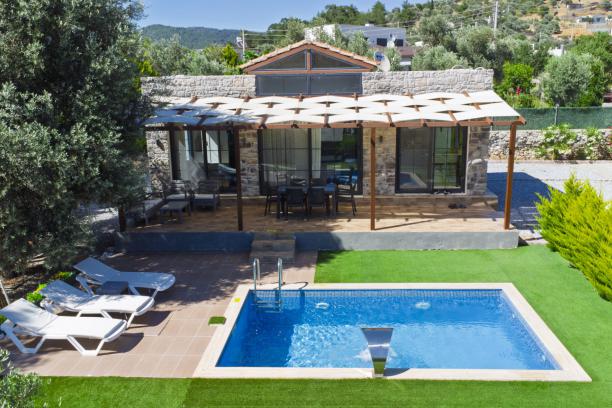 Stone House with Private Pool in Bodrum Yalıçiftlik