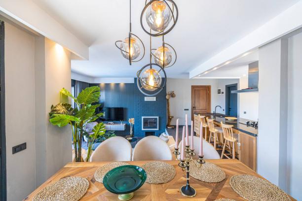 Six-bedroom stone villa with private pool near the marina in Bodrum Yalıkavak.